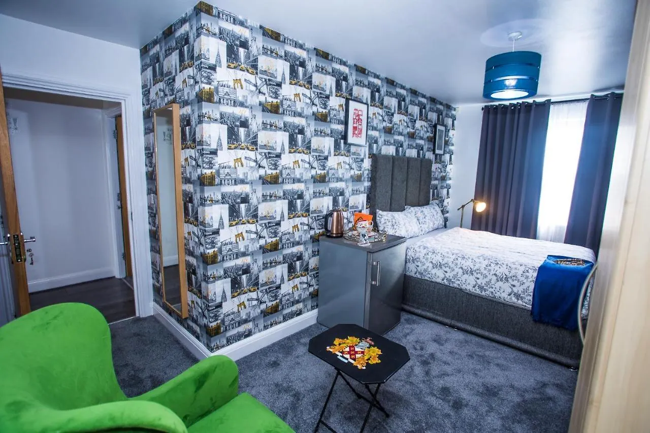 Dejays Apartment London