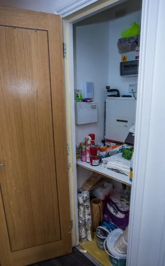 Dejays Apartment London